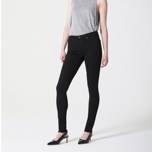 AG ‘The Legging Ankle’ Jean in Black